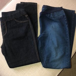 2 pairs of jeans